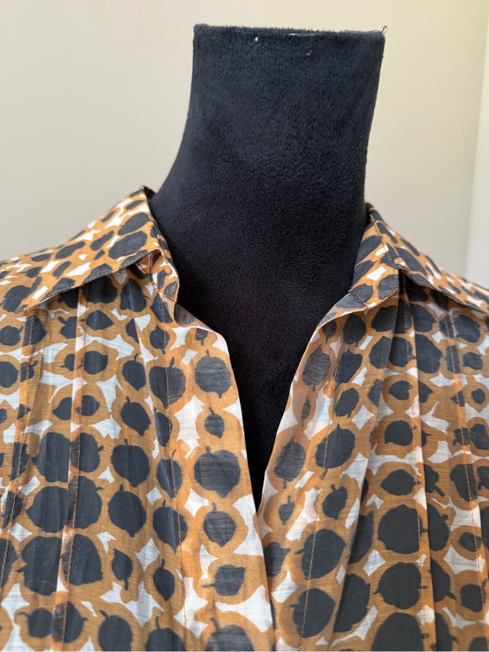 NIC+ZOE Black and Tan Printed Button-Front Blouse - Picture 6 of 12
